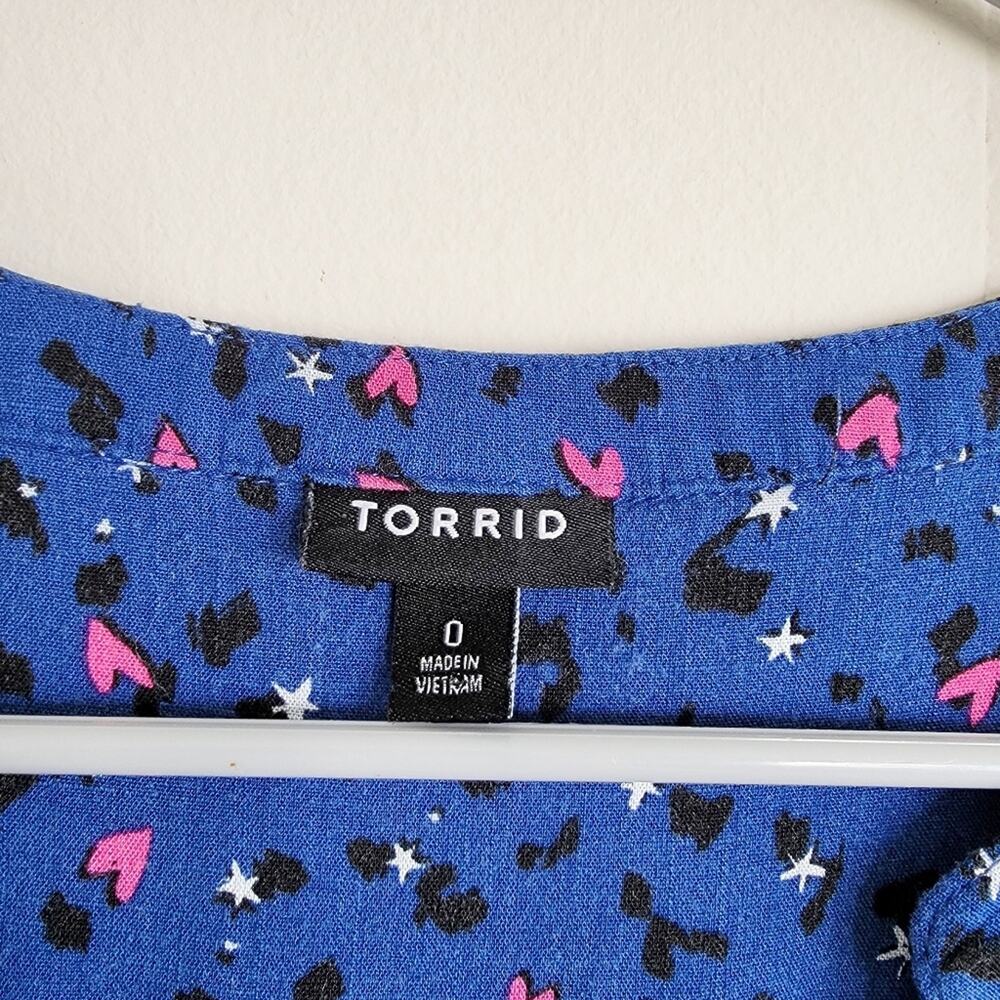 Torrid V-neck Dotted Print Tank Top - Picture 3 of 3